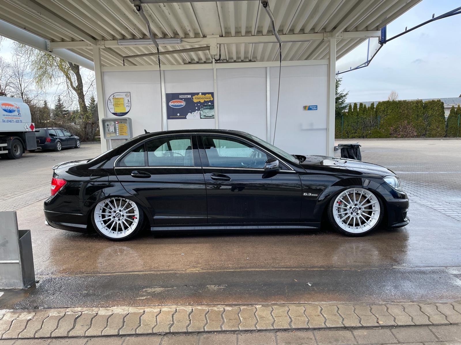 Camber - To_Hell 25.07.2026 / Fahrzeugticket / Bewerbungs-ID 9b14189c-ba3d-42a6-b4bd-343624c0e550