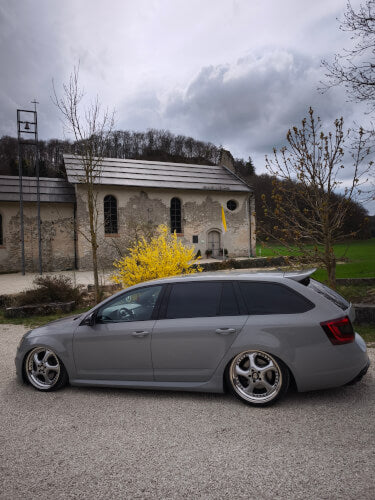 Camber - To_Hell 25.07.2026 / Fahrzeugticket / Bewerbungs-ID 23760745-9da6-4acb-80de-c62760b7e34b